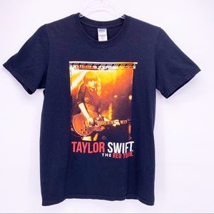 Taylor Swift Red Tour Concert Tee Size Small